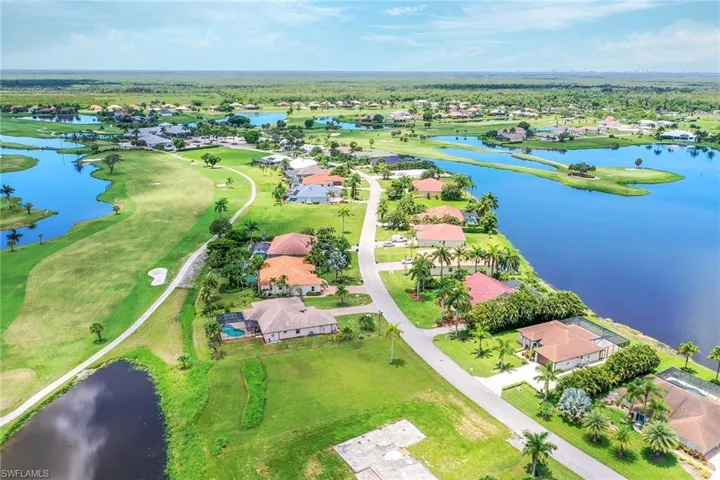 18711  Ensenada  DR, Naples, FL 34114