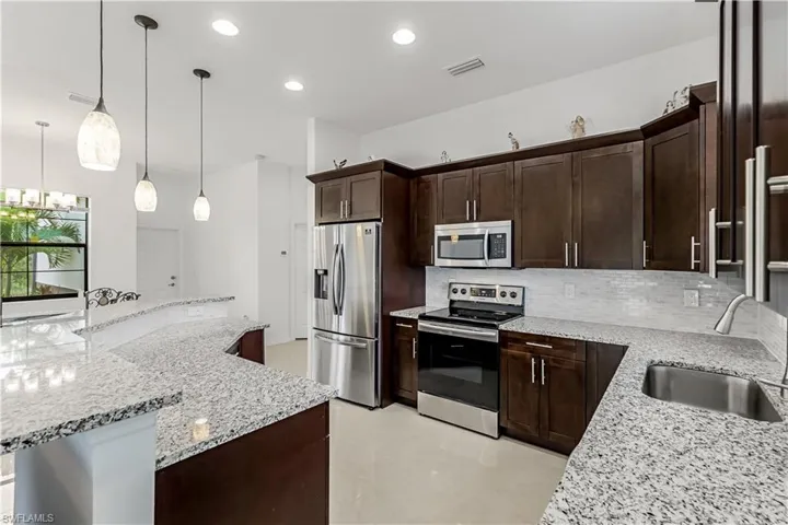 4570  60th NE AVE, Naples, FL 34120