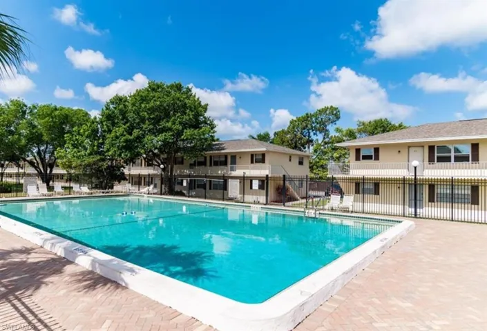 3325 Airport Rd N T7, Naples, Florida 34105