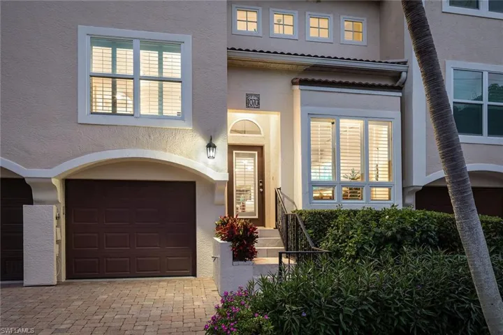 1070 5th St S 4, Naples, Florida 34102