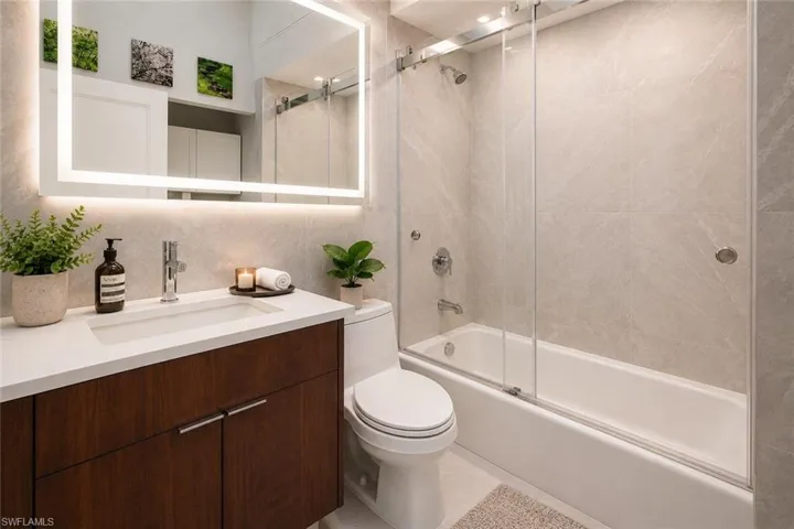 1070 5th St S 4, Naples, Florida 34102