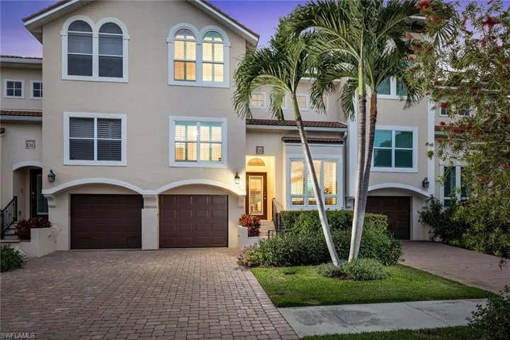 1070 5th St S 4, Naples, Florida 34102