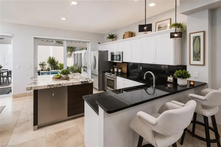 1070 5th St S 4, Naples, Florida 34102