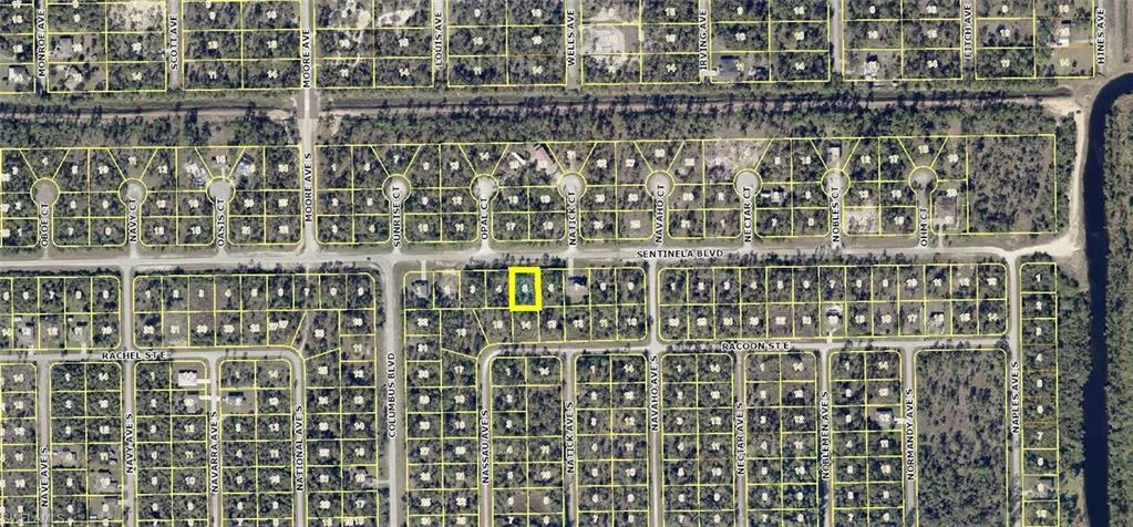 1210  Sentinela  BLVD, Lehigh Acres, FL 33974