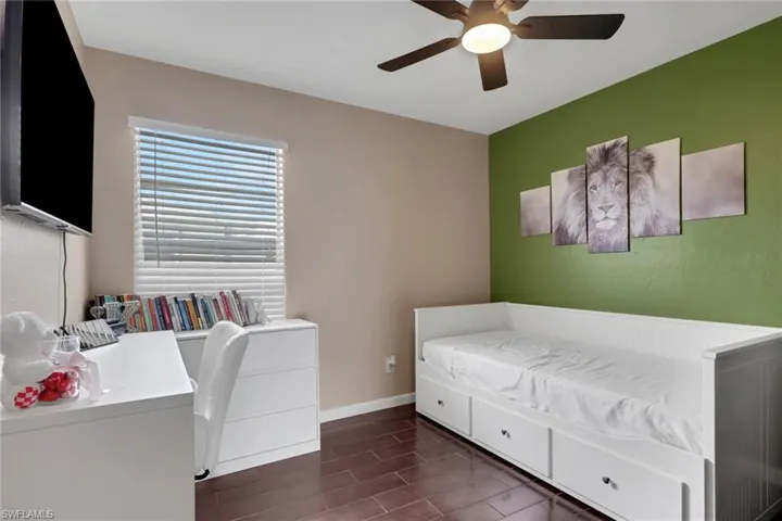 621 Sw 29th Ter, Cape Coral, Florida 33914