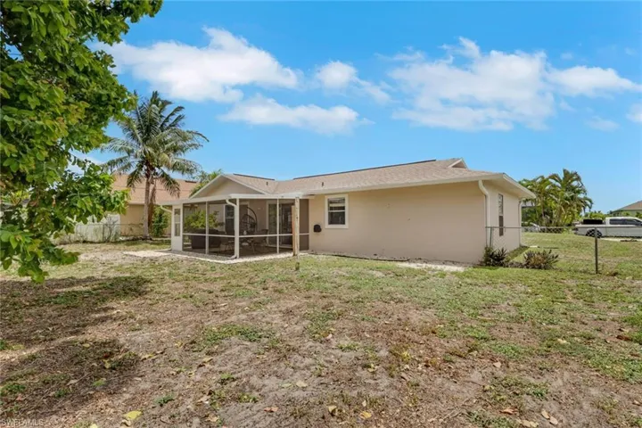 621 Sw 29th Ter, Cape Coral, Florida 33914