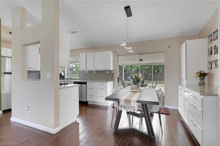 621 Sw 29th Ter, Cape Coral, Florida 33914