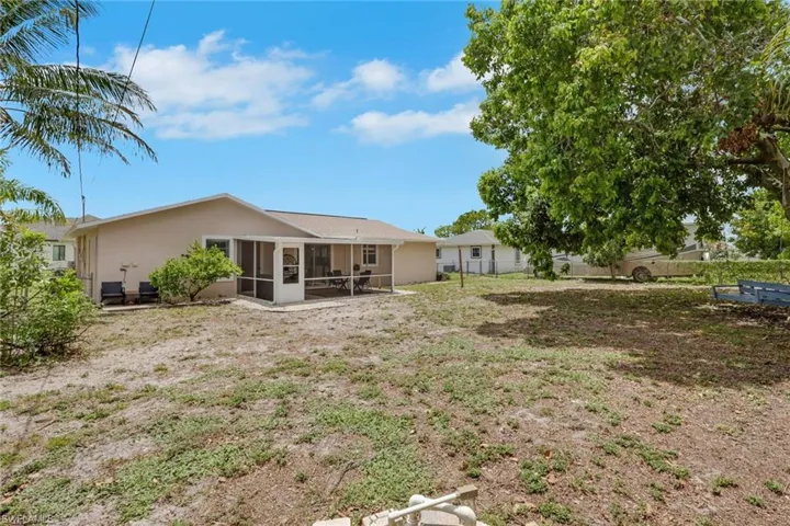 621 Sw 29th Ter, Cape Coral, Florida 33914