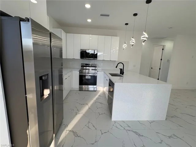 3704 12th St Sw, Lehigh Acres, Florida 33976
