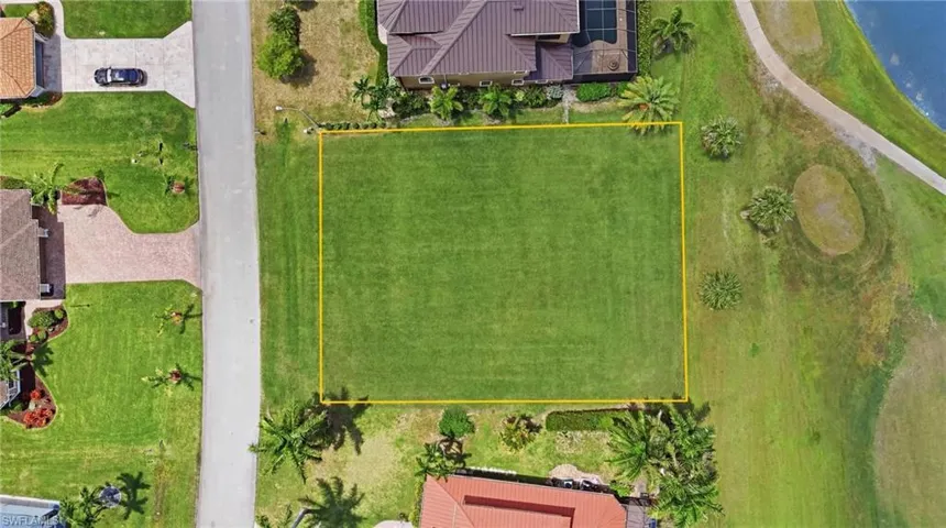11909 Princess Grace Ct, Cape Coral, Florida 33991
