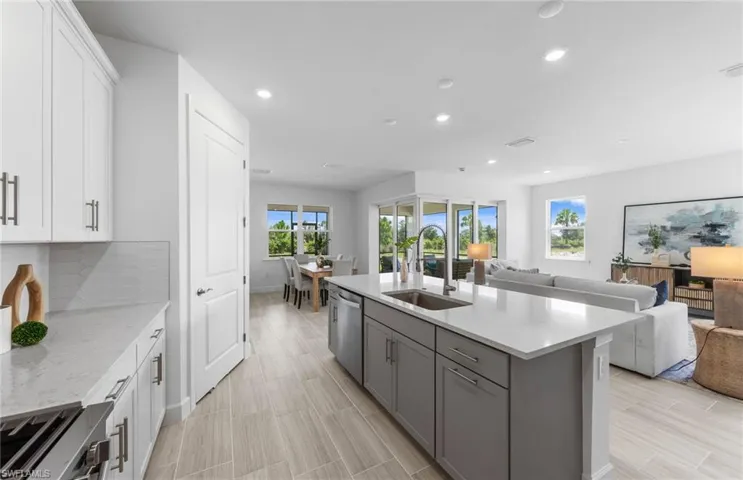 Mystique floorplan, homes may vary.