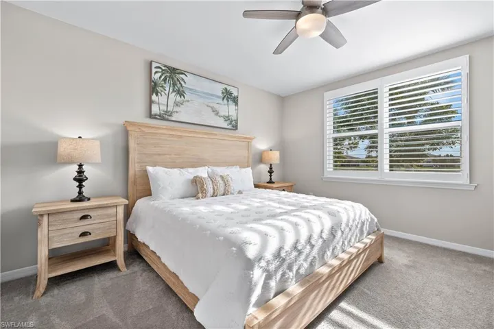 14558  Edgewater  CIR, Naples, FL 34114