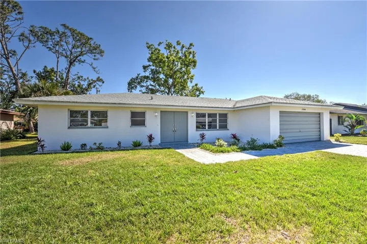 17098  Wayzata  CT, North Fort Myers, FL 33917