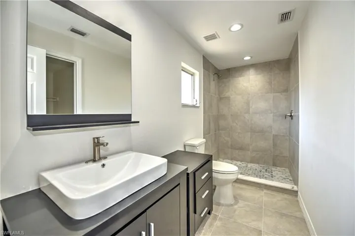 17098  Wayzata  CT, North Fort Myers, FL 33917