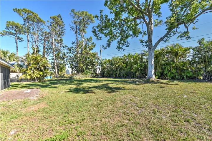 17098  Wayzata  CT, North Fort Myers, FL 33917