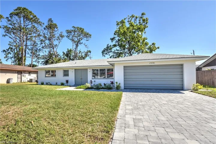 17098  Wayzata  CT, North Fort Myers, FL 33917