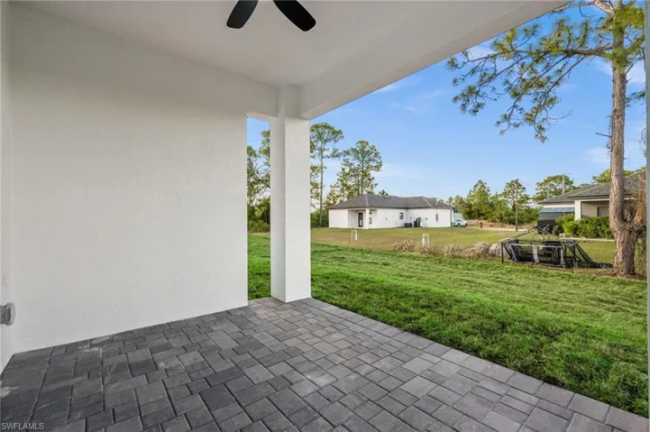 View of patio / terrace with a ceiling fan