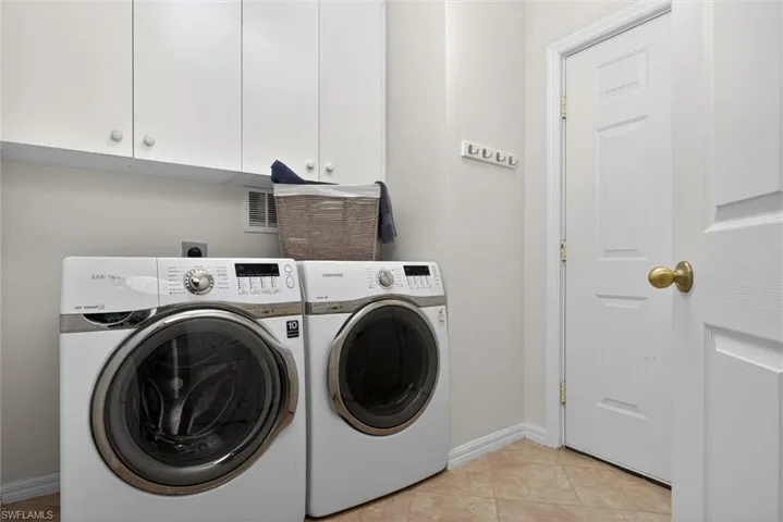 15170 Royal Windsor Ln 1202, Fort Myers, Florida 33919