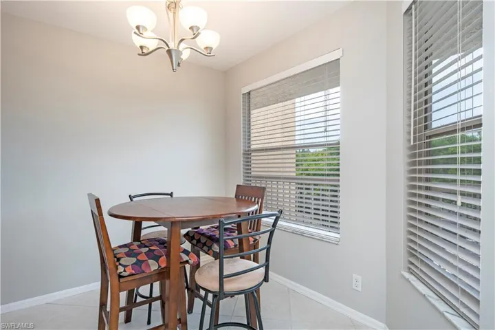 360  Horse Creek  DR, Naples, FL 34110