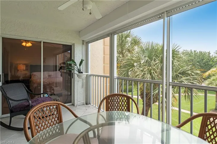360  Horse Creek  DR, Naples, FL 34110