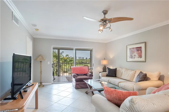 360  Horse Creek  DR, Naples, FL 34110