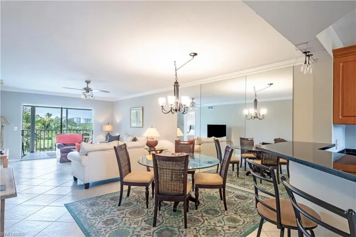 360  Horse Creek  DR, Naples, FL 34110