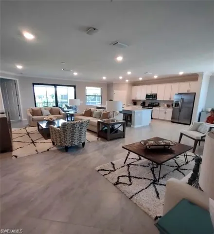 2353  Anguilla  DR, Naples, FL 34120