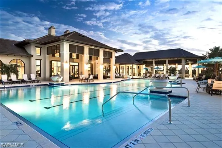 2353  Anguilla  DR, Naples, FL 34120