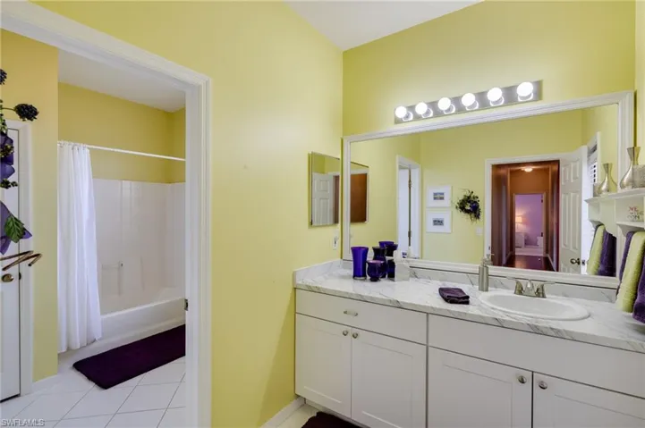 17451 Stepping Stone Dr, Fort Myers, Florida 33967