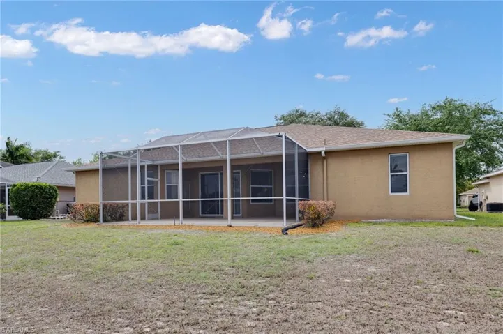 17451 Stepping Stone Dr, Fort Myers, Florida 33967