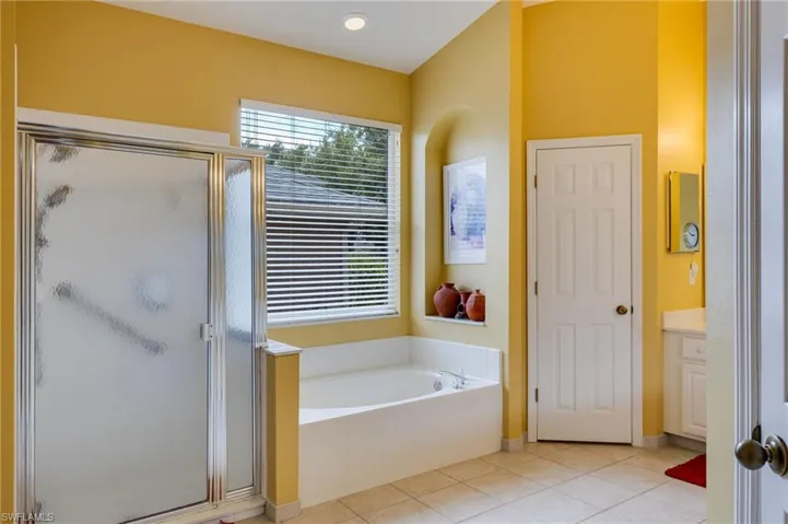 17451 Stepping Stone Dr, Fort Myers, Florida 33967