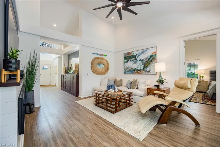 772  Provincetown  DR, Naples, FL 34104