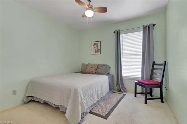 1628 SW 12th  LN, Cape Coral, FL 33991