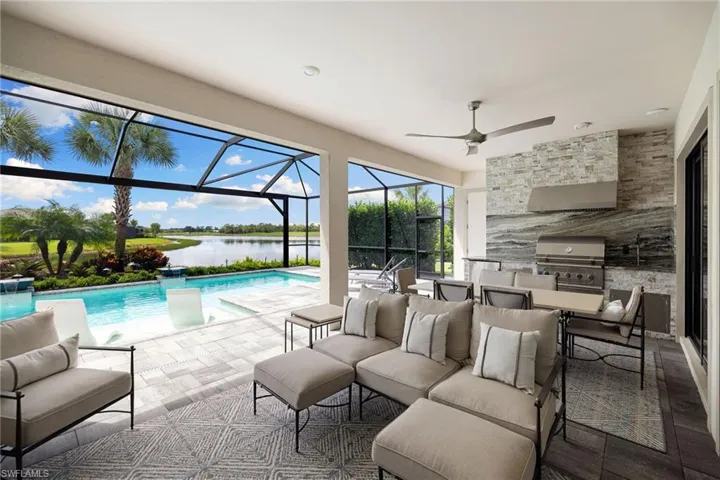 9584 Curlew Dr, Naples, Florida 34120