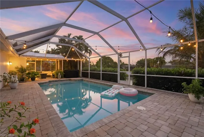 2835 Se 18th Ave, Cape Coral, Florida 33904