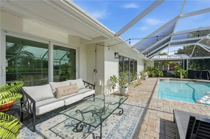 2835 Se 18th Ave, Cape Coral, Florida 33904