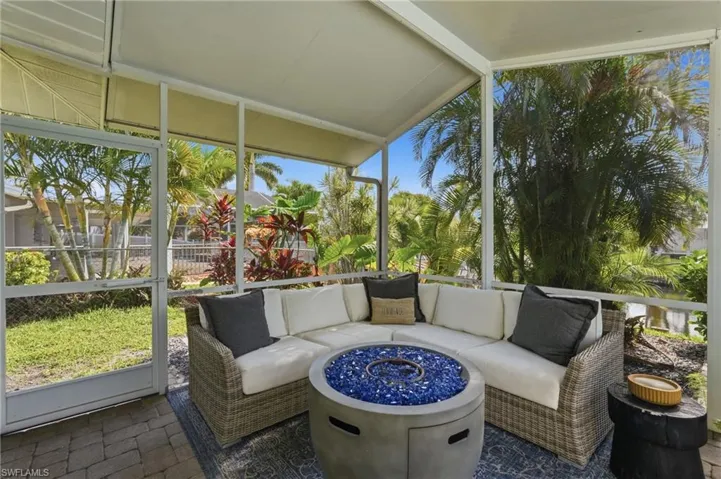 2835 Se 18th Ave, Cape Coral, Florida 33904