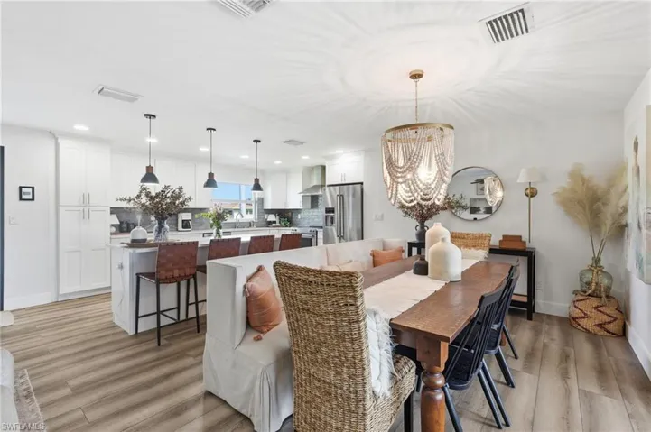 2835 Se 18th Ave, Cape Coral, Florida 33904