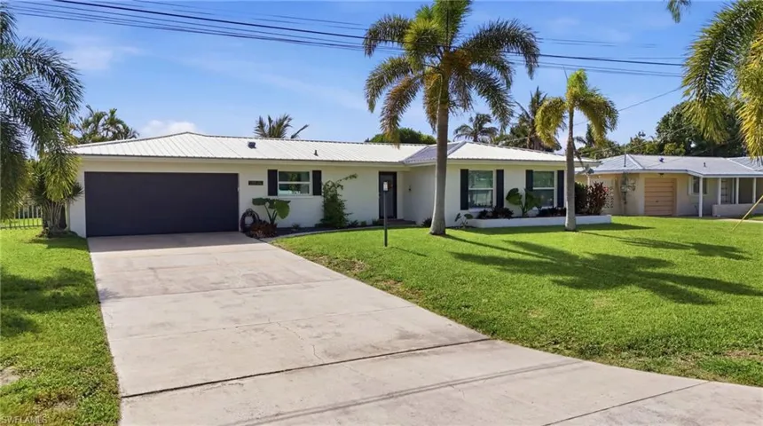 2835 Se 18th Ave, Cape Coral, Florida 33904
