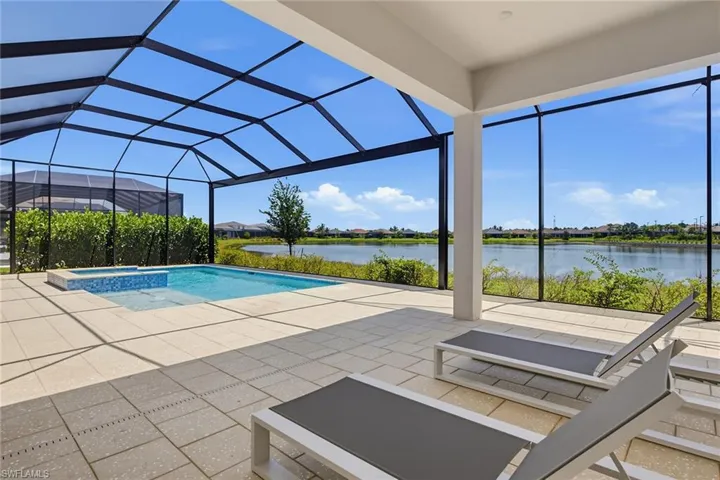 15372 Turin Dr, Naples, Florida 34114