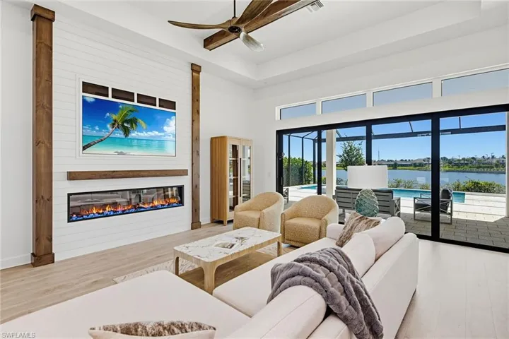 15372 Turin Dr, Naples, Florida 34114