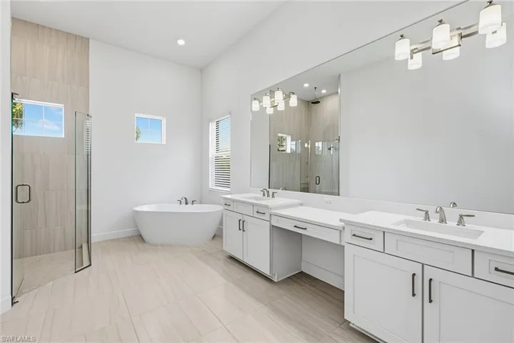 15372 Turin Dr, Naples, Florida 34114