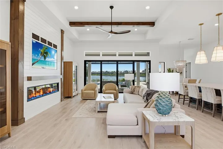 15372 Turin Dr, Naples, Florida 34114