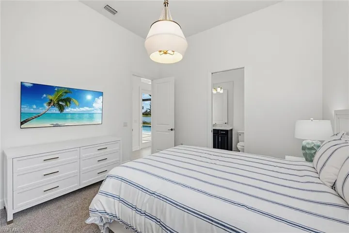 15372 Turin Dr, Naples, Florida 34114