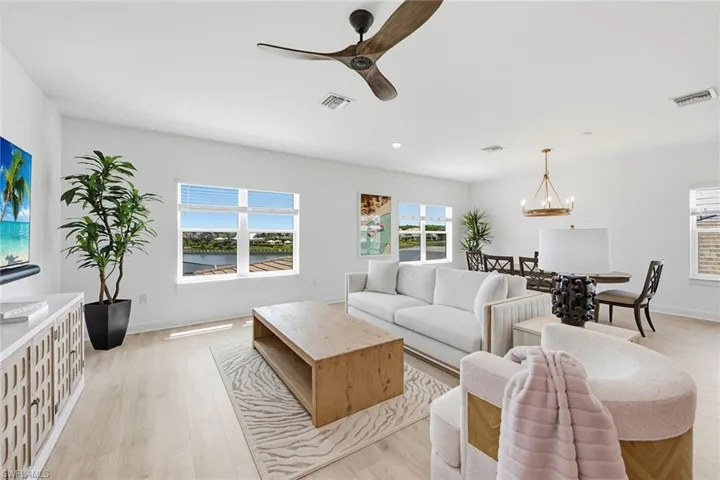 15372 Turin Dr, Naples, Florida 34114
