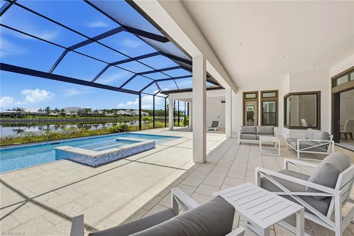 15372 Turin Dr, Naples, Florida 34114