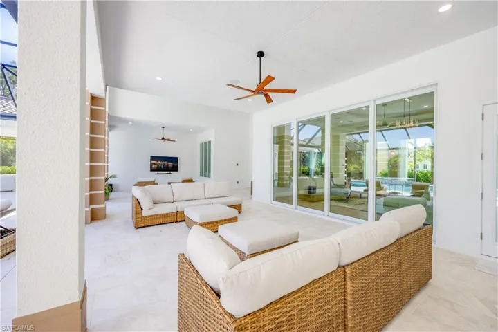 590 Carica Rd, Naples, Florida 34108