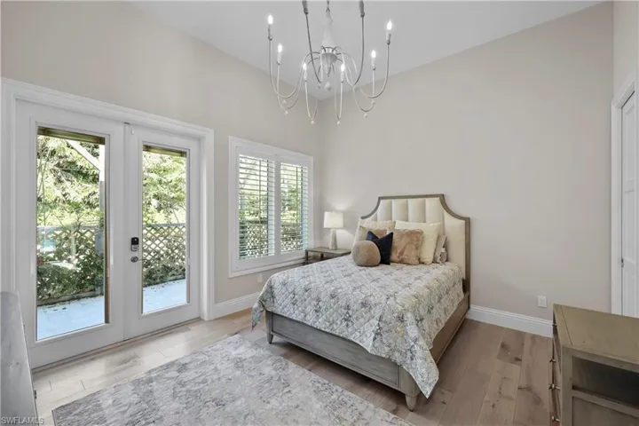 590 Carica Rd, Naples, Florida 34108