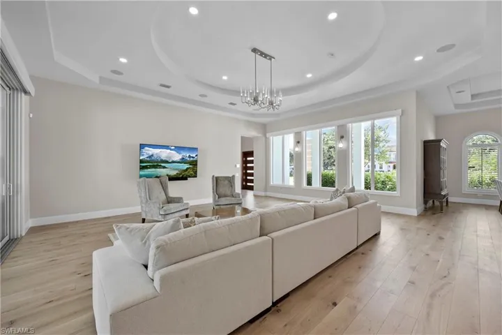590 Carica Rd, Naples, Florida 34108