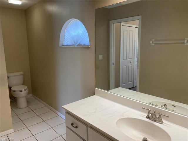 Master bath with private commode area